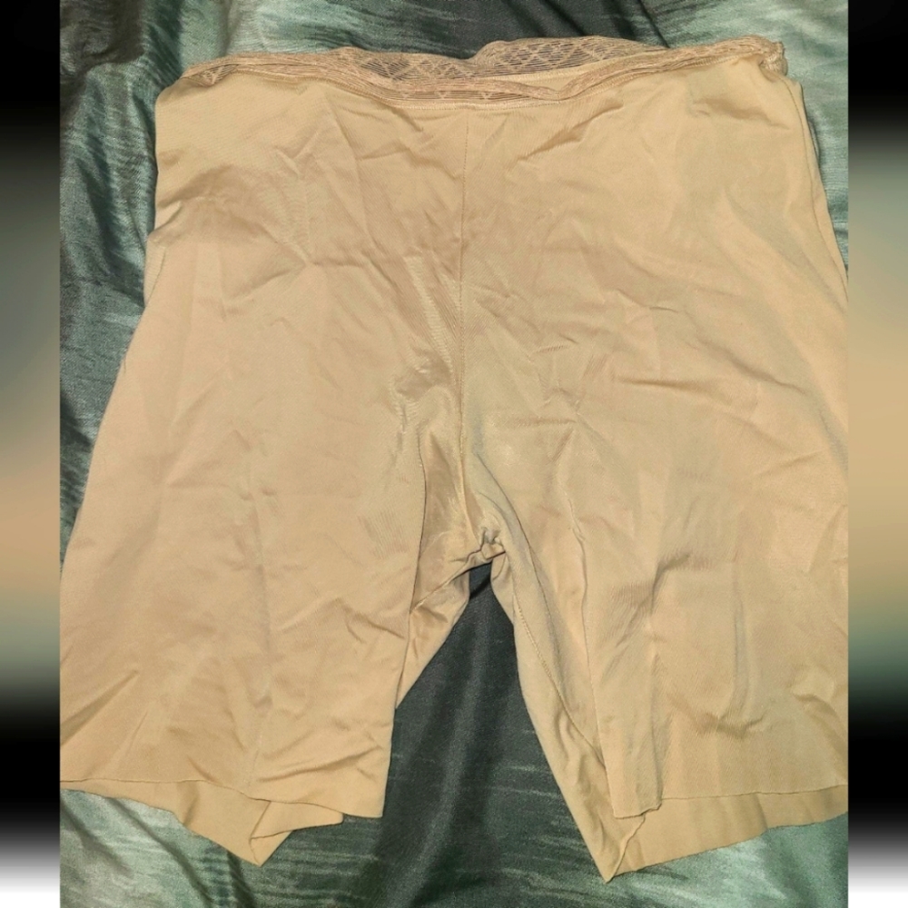 Spanx style shapewear